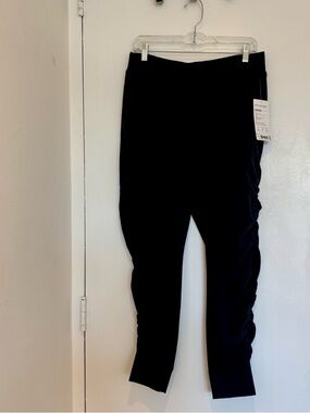 NWT Athleta Attitude pants